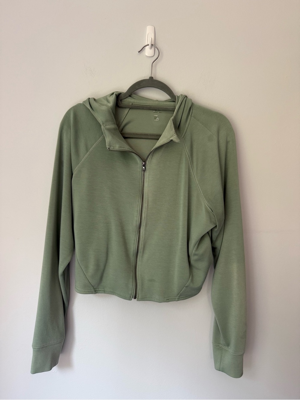 Gilly Hicks Cropped Sweatshirt